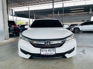 2017 HONDA ACCORD 2.0 EL - image blurred placeholder