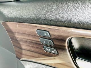 2017 HONDA ACCORD 2.0 EL - image blurred placeholder