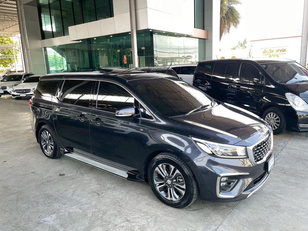 2018 KIA GRAND CARNIVAL 2.2 SXL