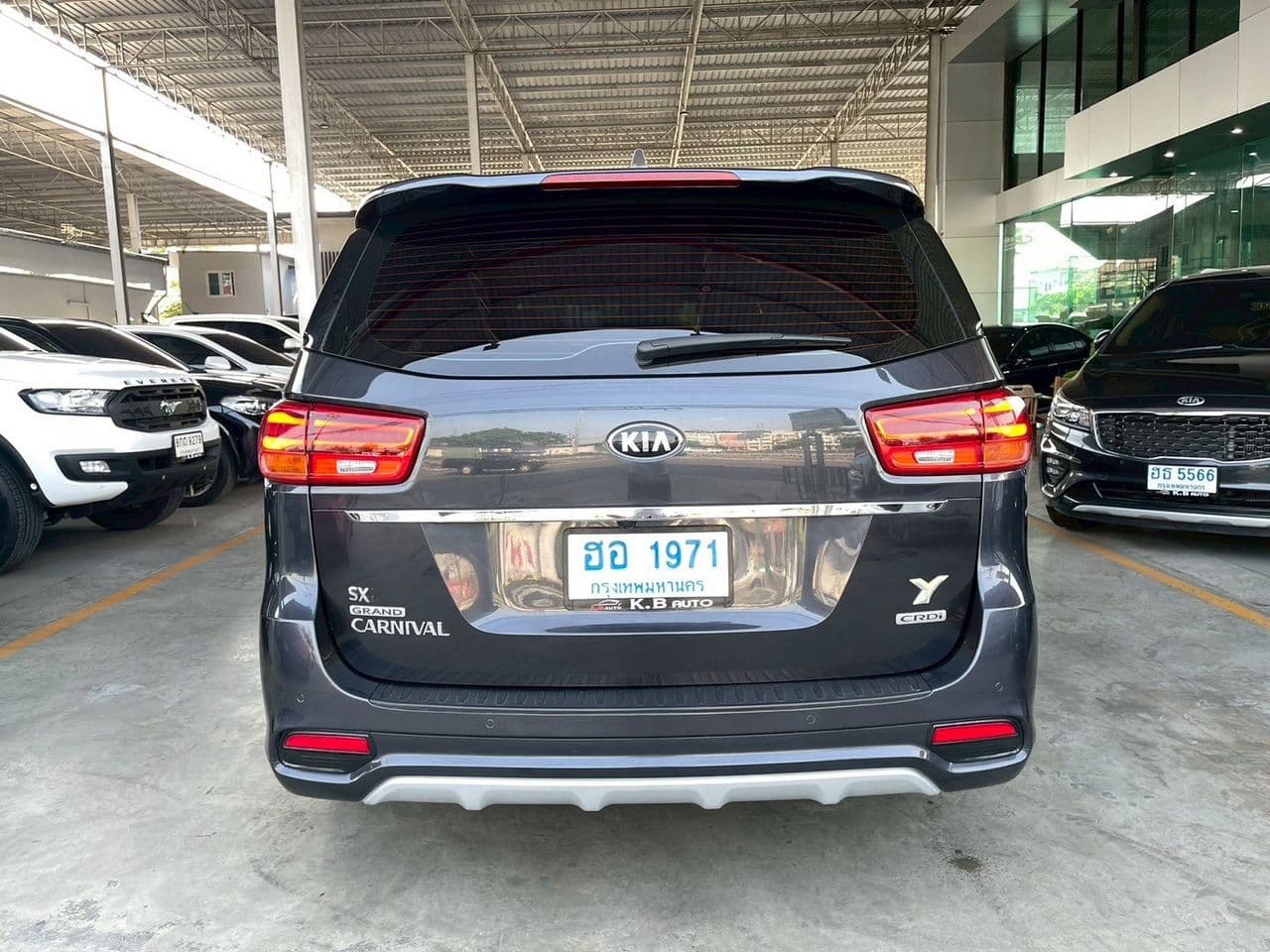 2018 KIA GRAND CARNIVAL 2.2 SXL