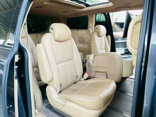 2018 KIA GRAND CARNIVAL 2.2 SXL - image blurred placeholder