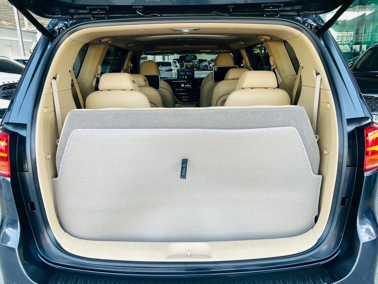 2018 KIA GRAND CARNIVAL 2.2 SXL