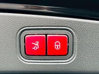 2017 BENZ E300 2.0 AMG Coupe - image blurred placeholder