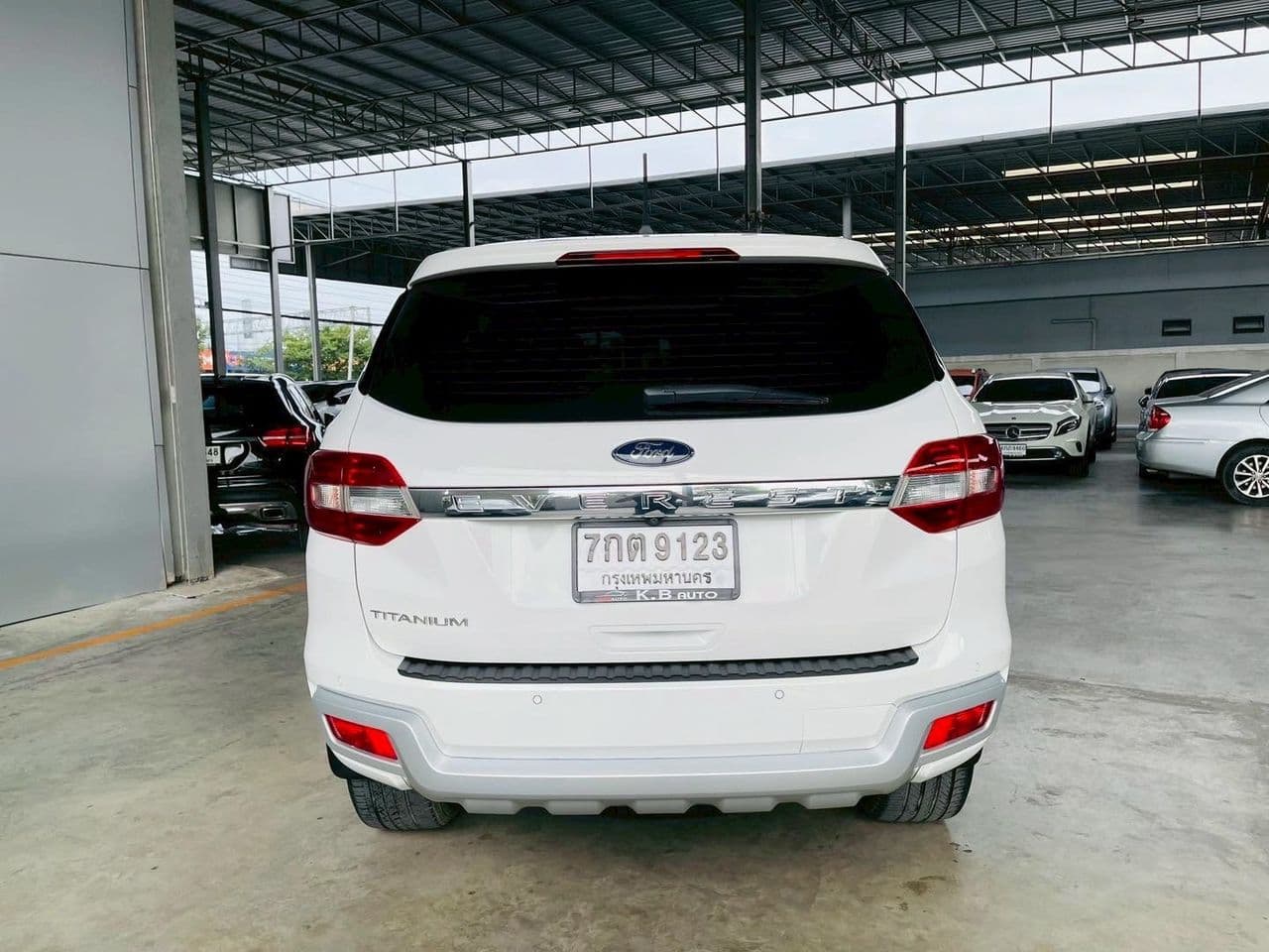 2018 FORD EVEREST 2.2 TITANIUM PLUS