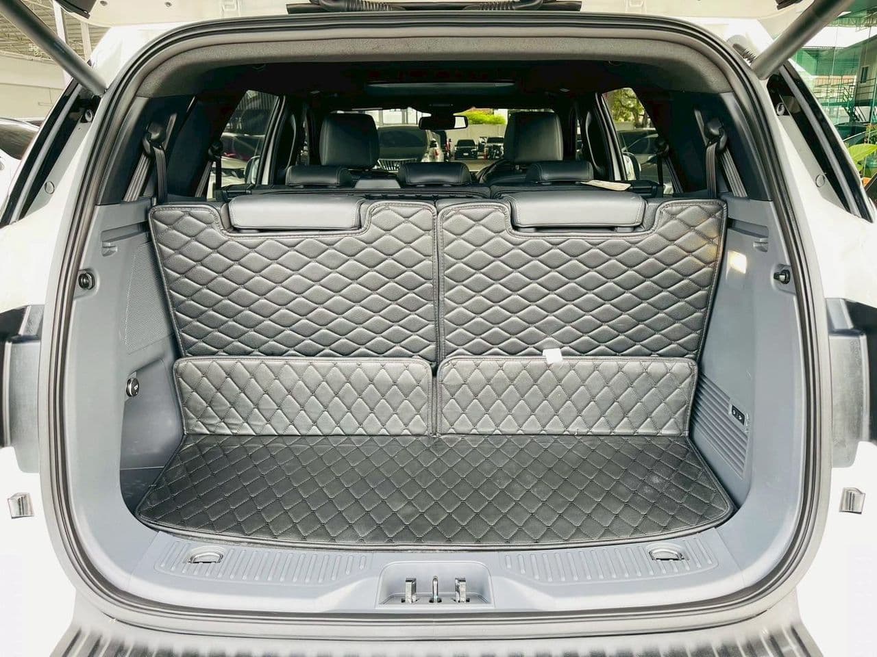 2018 FORD EVEREST 2.2 TITANIUM PLUS