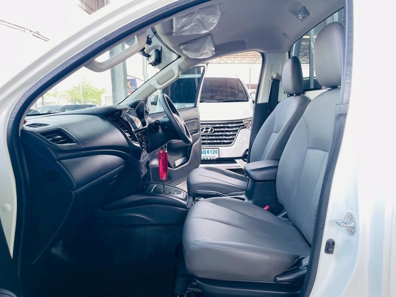 Mitsu Titan Single Cab Automatic 4WD 2022