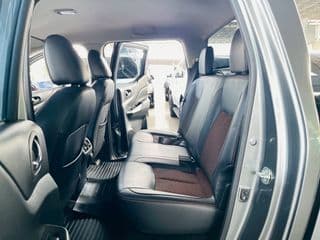 2020 NISSAN NAVARA 2.5 EL BLACK EDITION - image blurred placeholder