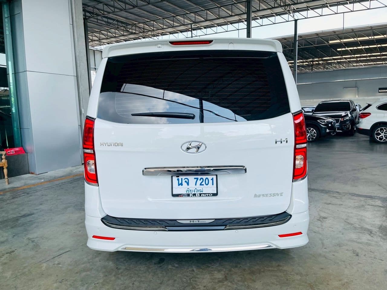 2022 HYUNDAI H-1 2.5 IMPRESSIVE