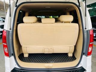 2022 HYUNDAI H-1 2.5 IMPRESSIVE - image blurred placeholder