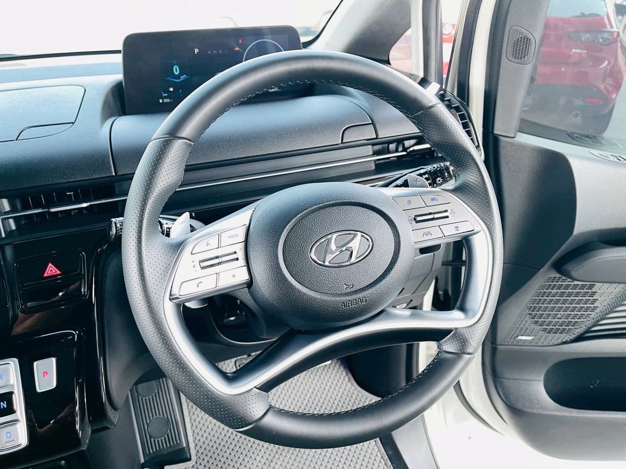 2023 HYUNDAI STARIA 2.2 PREMIUM