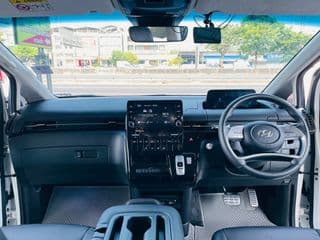 2023 HYUNDAI STARIA 2.2 PREMIUM - image blurred placeholder