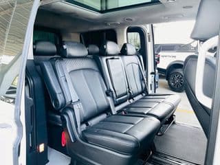 2023 HYUNDAI STARIA 2.2 PREMIUM - image blurred placeholder