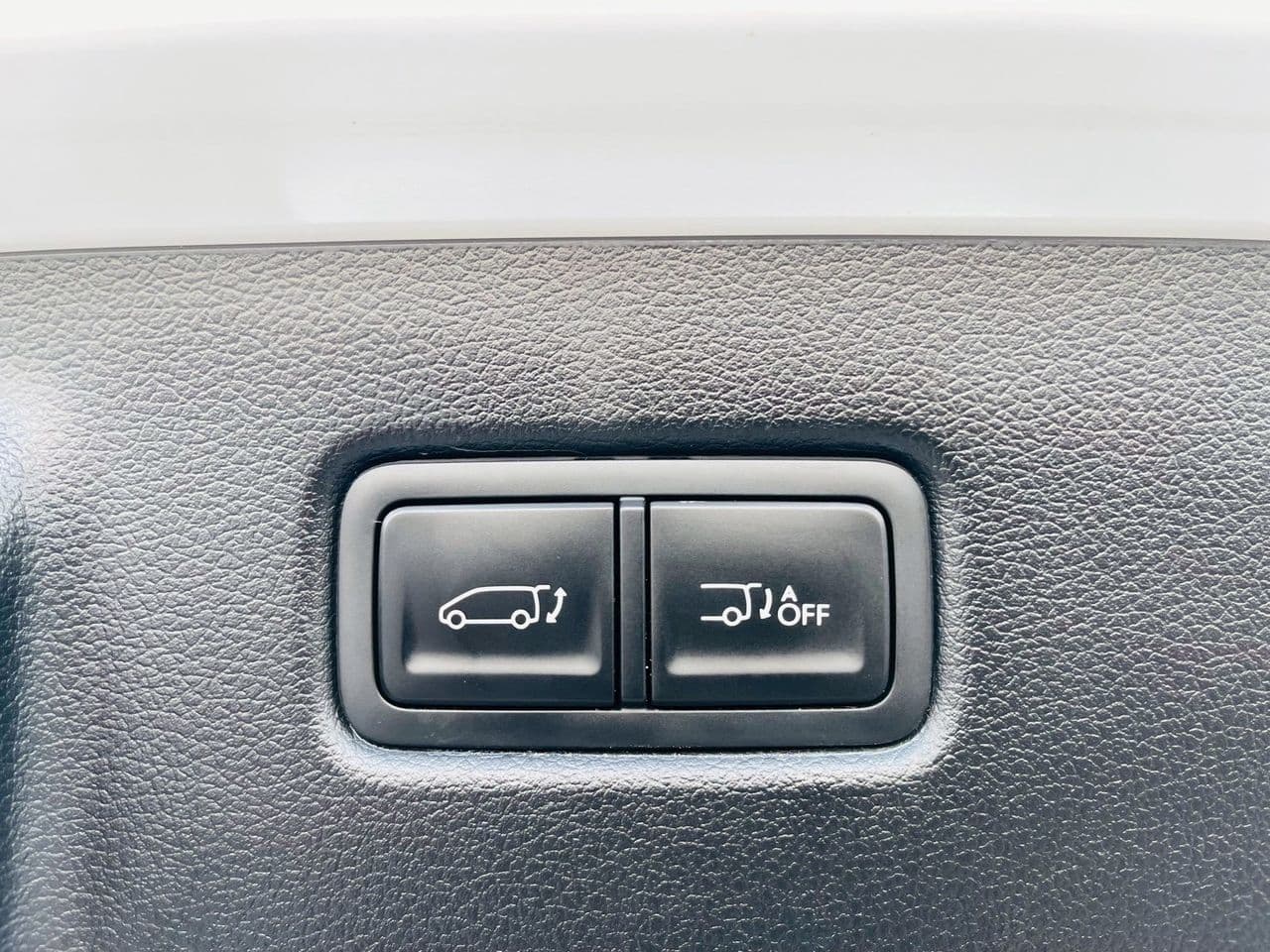 2023 HYUNDAI STARIA 2.2 PREMIUM