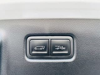 2023 HYUNDAI STARIA 2.2 PREMIUM - image blurred placeholder