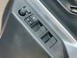 2023 Toyota Innova Zenix HEV Premium - image blurred placeholder