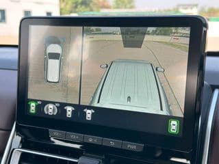 2023 Toyota Innova Zenix HEV Premium - image blurred placeholder