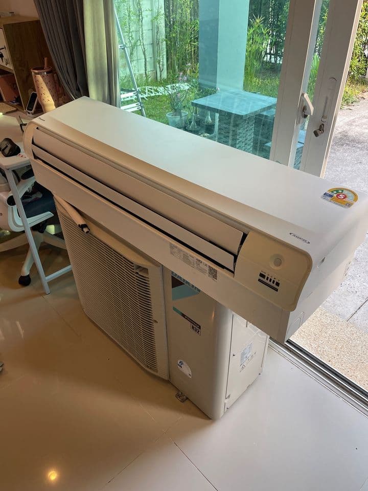 DAIKIN 30,000 BTU อินเวอร์เตอร์ สวยมาก