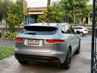 2020 Jaguar F Pace R Sport 2.0d AWD - image blurred placeholder