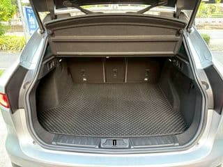 2020 Jaguar F Pace R Sport 2.0d AWD - image blurred placeholder