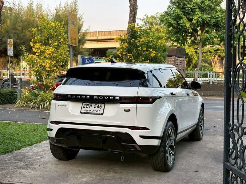 2022 Land Rover Range Rover Evoque P300e Plug-in Hybrid Se Plus