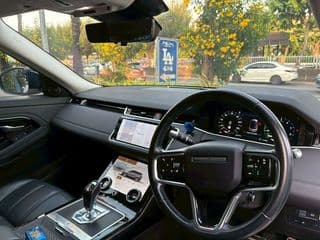 2022 Land Rover Range Rover Evoque P300e Plug-in Hybrid Se Plus - image blurred placeholder