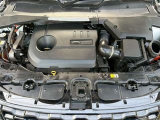 2022 Land Rover Range Rover Evoque P300e Plug-in Hybrid Se Plus - image blurred placeholder