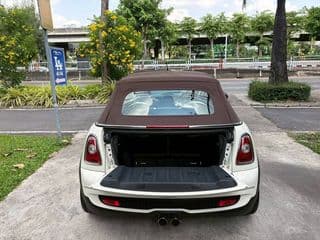 2010 mini Cooper S Cabriolet 1.6Turbo - image blurred placeholder