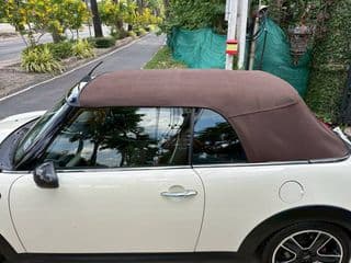 2010 mini Cooper S Cabriolet 1.6Turbo - image blurred placeholder