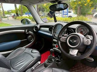 2008 mini Cooper S R56 1.6l Turbo - image blurred placeholder
