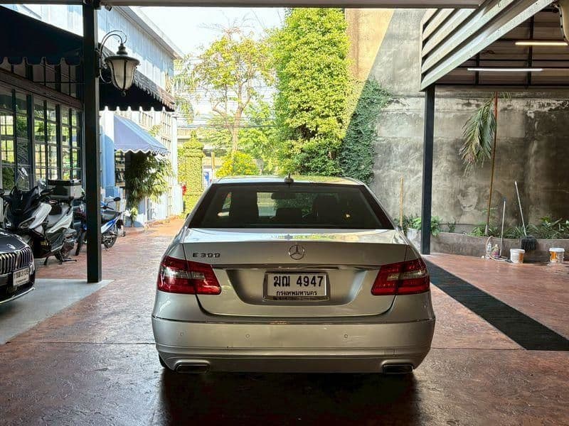 2012 benz E300 V6 3.0l W212