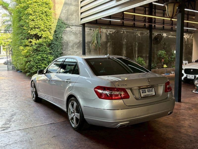 2012 benz E300 V6 3.0l W212