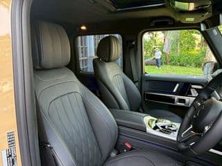 2026 Mercedes-Benz G400d Professional Edition - image blurred placeholder