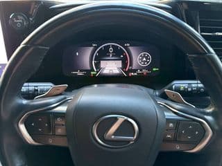 2025 Lexus LM 350h Excutive 7 ที่นั่ง - image blurred placeholder