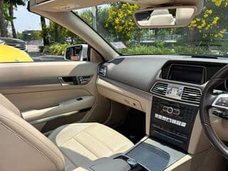Benz E200 Cabriolet AMG Dynamic MY 2014 - image blurred placeholder