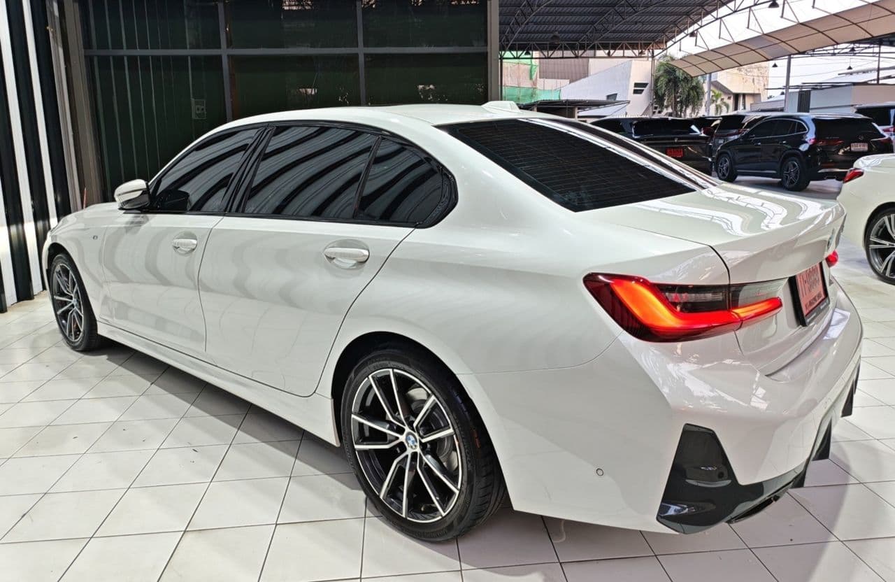 2023 BMW 320li M Sport (G20 lci)