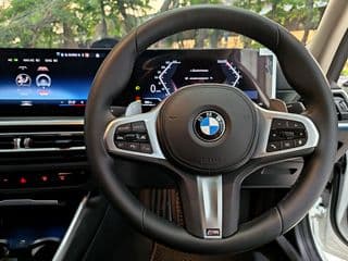 2023 BMW 320li M Sport (G20 lci) - image blurred placeholder