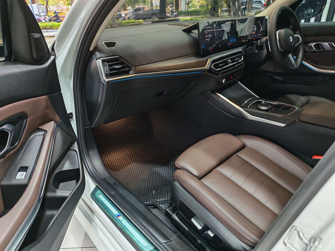 2023 BMW 320li M Sport (G20 lci)