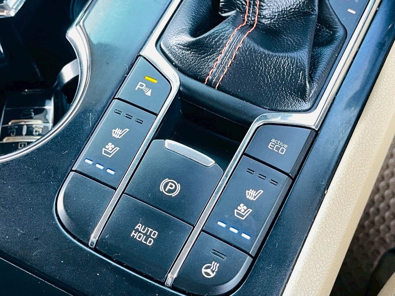 2020 KIA GRAND CARNIVAL 2.2 SXL