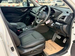 Subaru Forester 2.0 S Eyesight ปี 2022 - image blurred placeholder