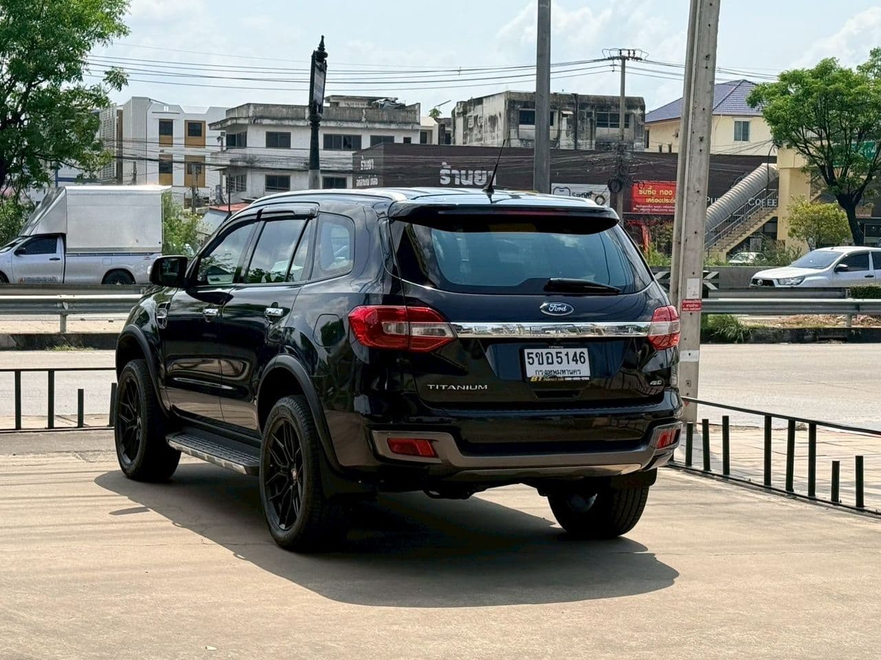 2017 Ford Everest 3.2 4x4 Titanium Plus รุ่นท็อปสุด