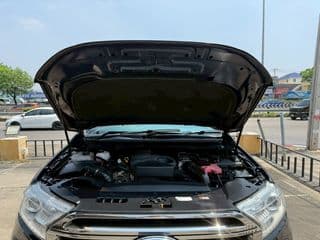 2017 Ford Everest 3.2 4x4 Titanium Plus รุ่นท็อปสุด - image blurred placeholder