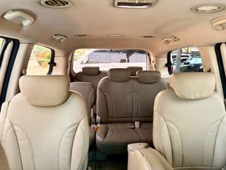 2011 Kia CARNIVAL 2.9 CEO Diesel - image blurred placeholder