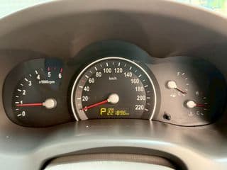 2011 Kia CARNIVAL 2.9 CEO Diesel - image blurred placeholder