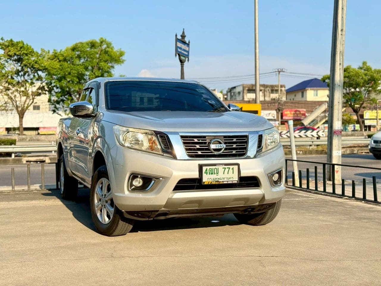 2017 NISSAN NP300 2.5 V Diesel Manual Transmission