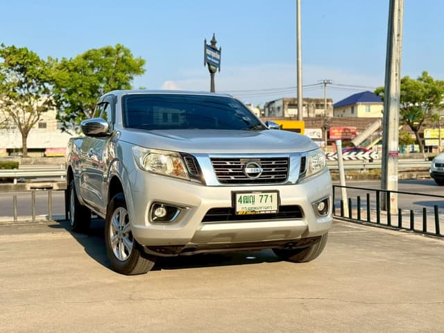2017 NISSAN NP300 เครื่องดีเซล 2.5 V เกียร์ธรรมดา