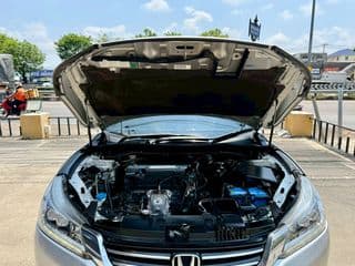 2013 HONDA ACCORD 2.4EL i-Vtec - image blurred placeholder