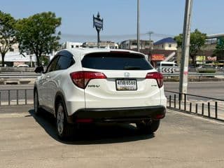 HONDA HR-V 1.8E ปี 2015 - image blurred placeholder