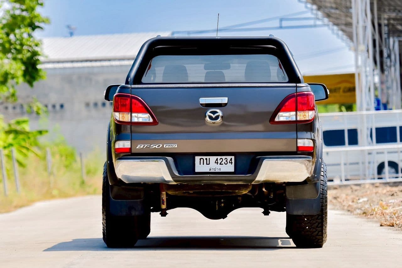 2015 MAZDA BT50 PRO 2.2 Hi-Racer 4 ประตู M/T