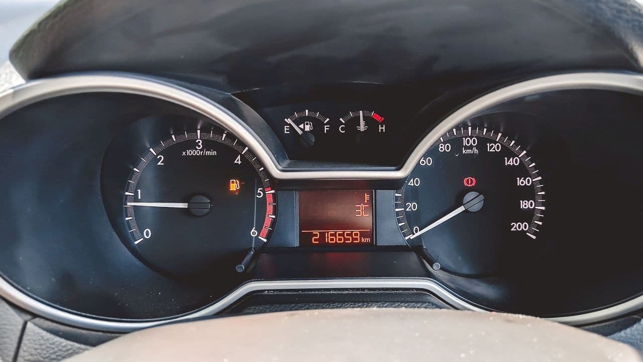 2015 MAZDA BT50 PRO 2.2 Hi-Racer 4 ประตู M/T