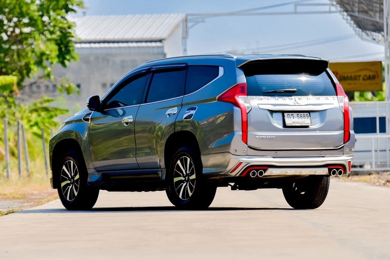 MITSUBISHI PAJERO SPORT 2.4GT พรีเมียม ท็อป A/T ปี 2017